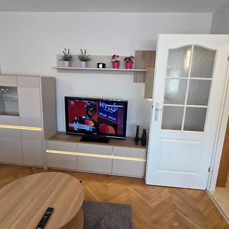 Ochota Sierpinskiego - Wypoczynkowe Apartment