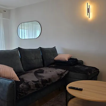 Apartment Ochota Sierpinskiego - Wypoczynkowe Warschau